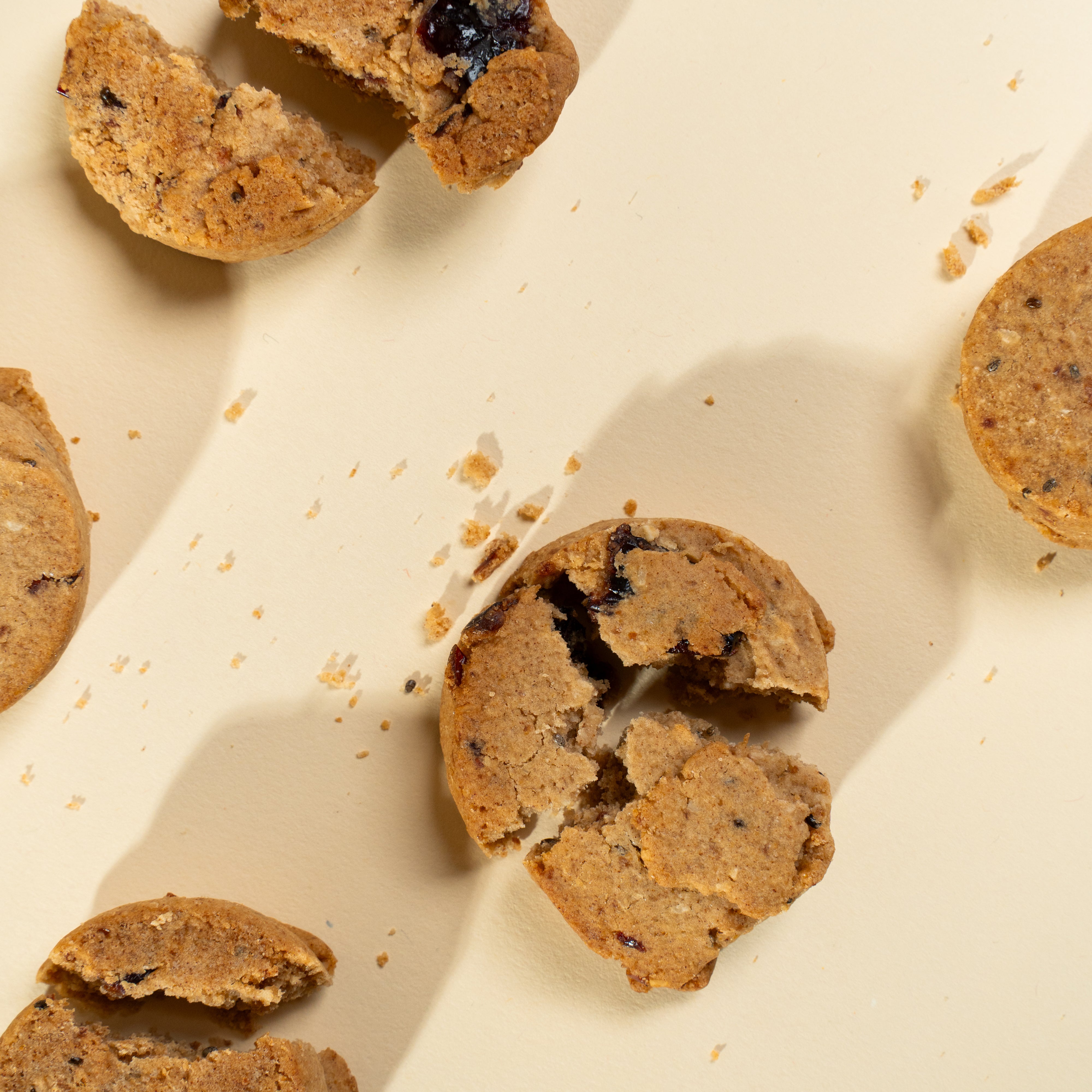 Gluten Free Choc Chip and Currant & Coconut Mama Biscuits Bundle Pack (2)
